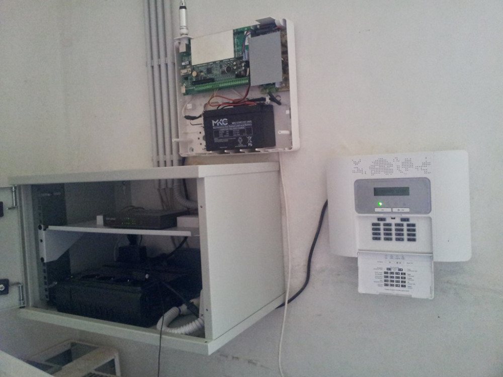Sistema tecnico a parete